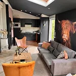 Het Verwende Nest Met Prive Hottub & Barrel Sauna Chalé *