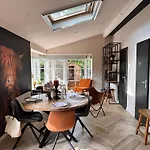 Chalé Het Verwende Nest Met Prive Hottub & Barrel Sauna