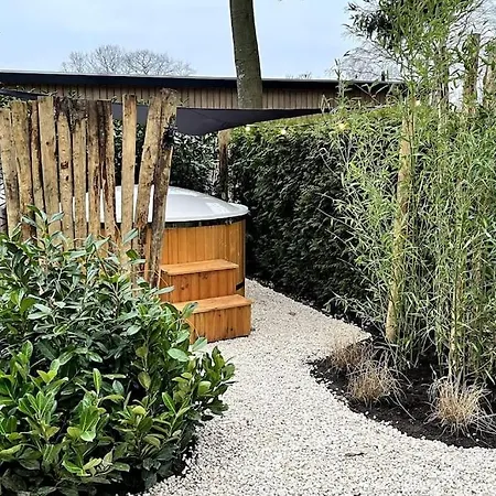 Шале Het Verwende Nest Met Prive Hottub & Barrel Sauna *