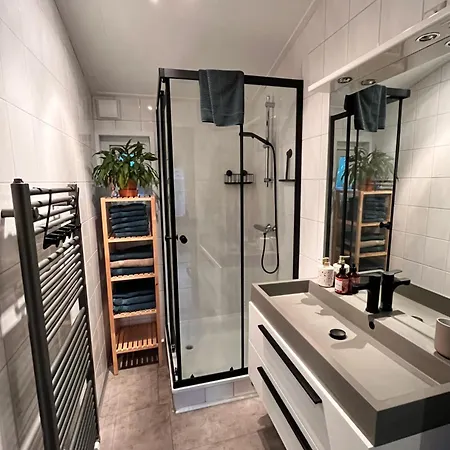 Het Verwende Nest Met Prive Hottub & Barrel Sauna Alpesi faház