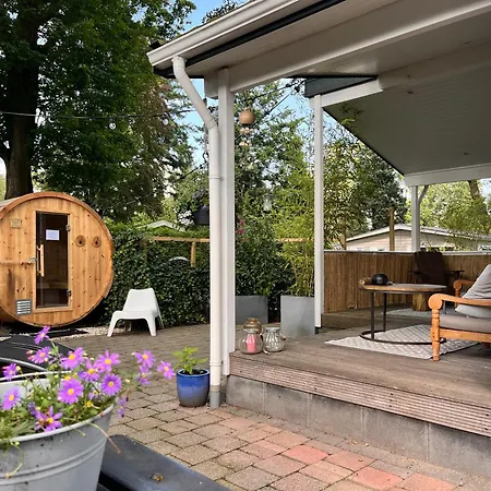 Het Verwende Nest Met Prive Hottub & Barrel Sauna * Voorthuizen
