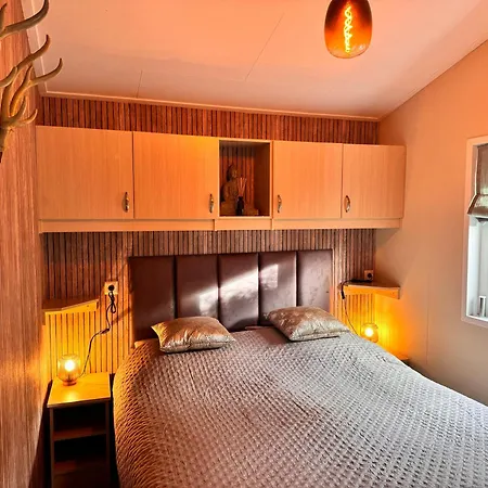 Het Verwende Nest Met Prive Hottub & Barrel Sauna * Voorthuizen