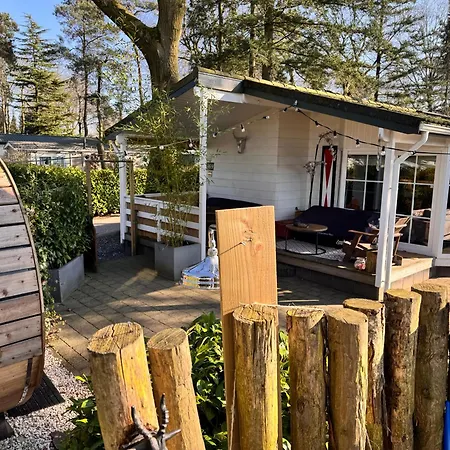 Chalet Het Verwende Nest Met Prive Hottub & Barrel Sauna