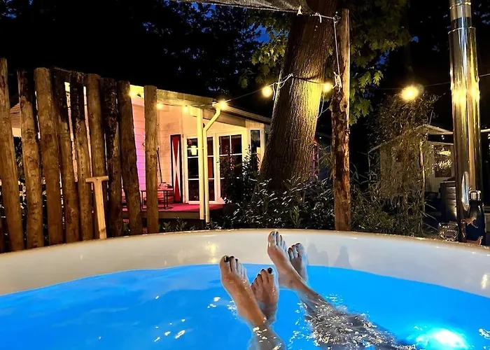 Het Verwende Nest Met Prive Hottub & Barrel Sauna Chalet