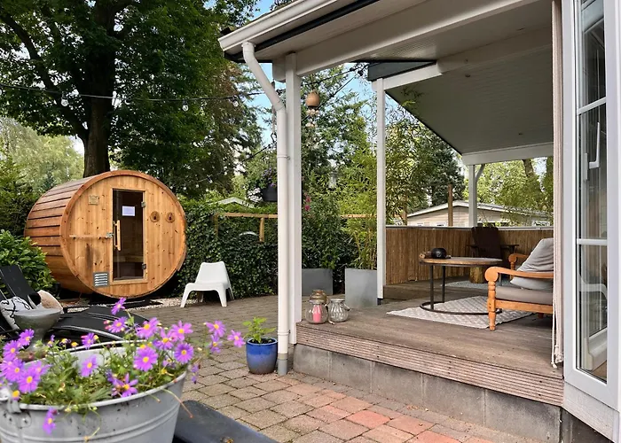 Het Verwende Nest Met Prive Hottub & Barrel Sauna * Voorthuizen