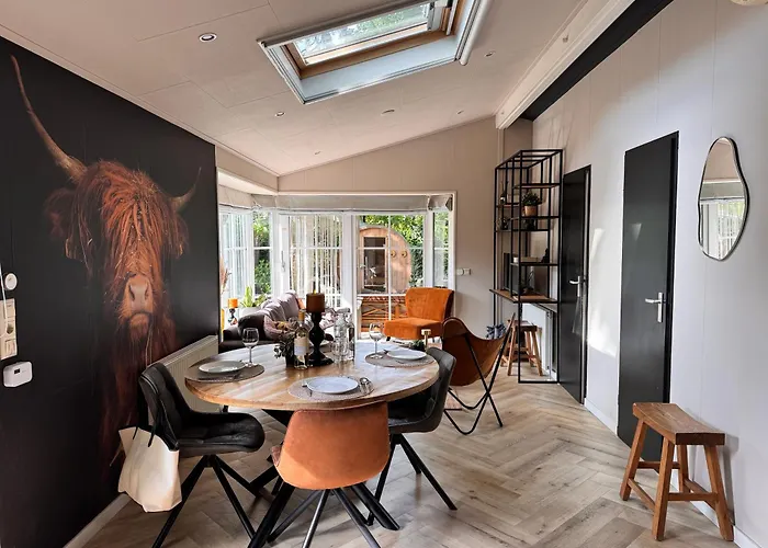 Chalet Boslodge Het Verwende Nest Met Privé Hottub