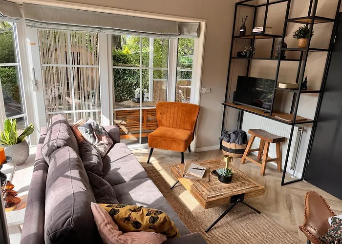 Het Verwende Nest Met Prive Hottub & Barrel Sauna * Voorthuizen