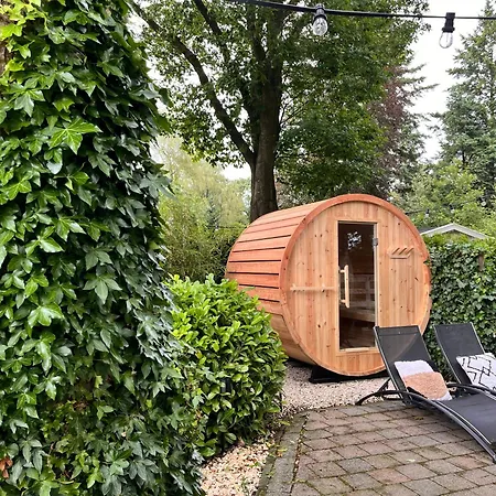 Chalet Boslodge Het Verwende Nest Met Privé Hottub